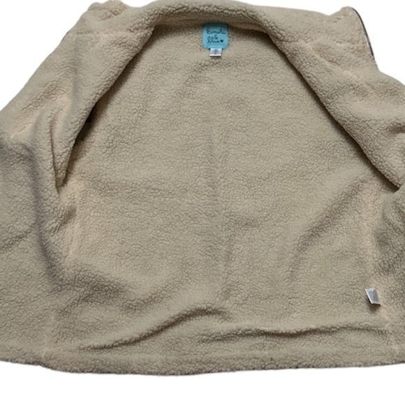 Women's Black and Cream Vest - Picture 7 of 10